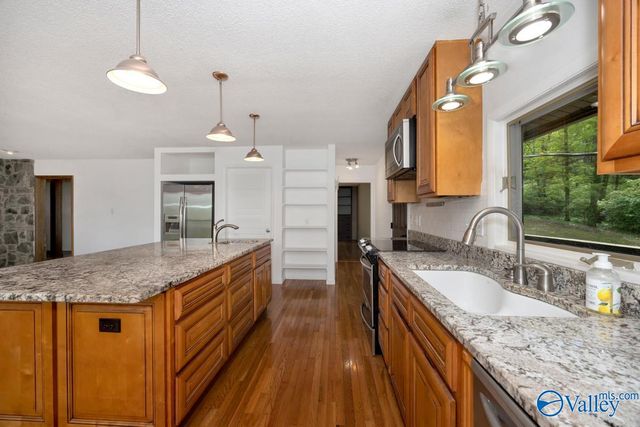 1401 Cass Circle, Huntsville, AL 35801