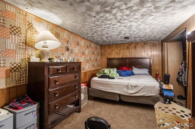 2208 GILLIS Street, Alton, IL 62002