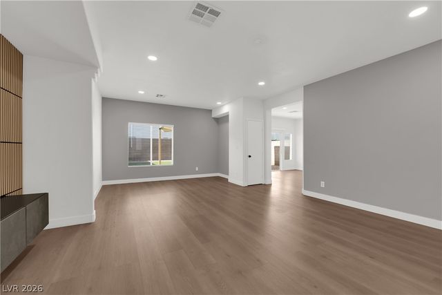 8821 Winter Sky Avenue, Las Vegas, NV 89148