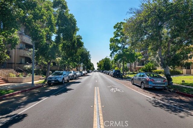 320 E Stocker Street 318, Glendale, CA 91207