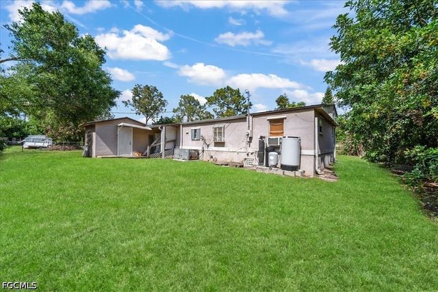 8366 Marx DR, North Fort Myers, FL 33917