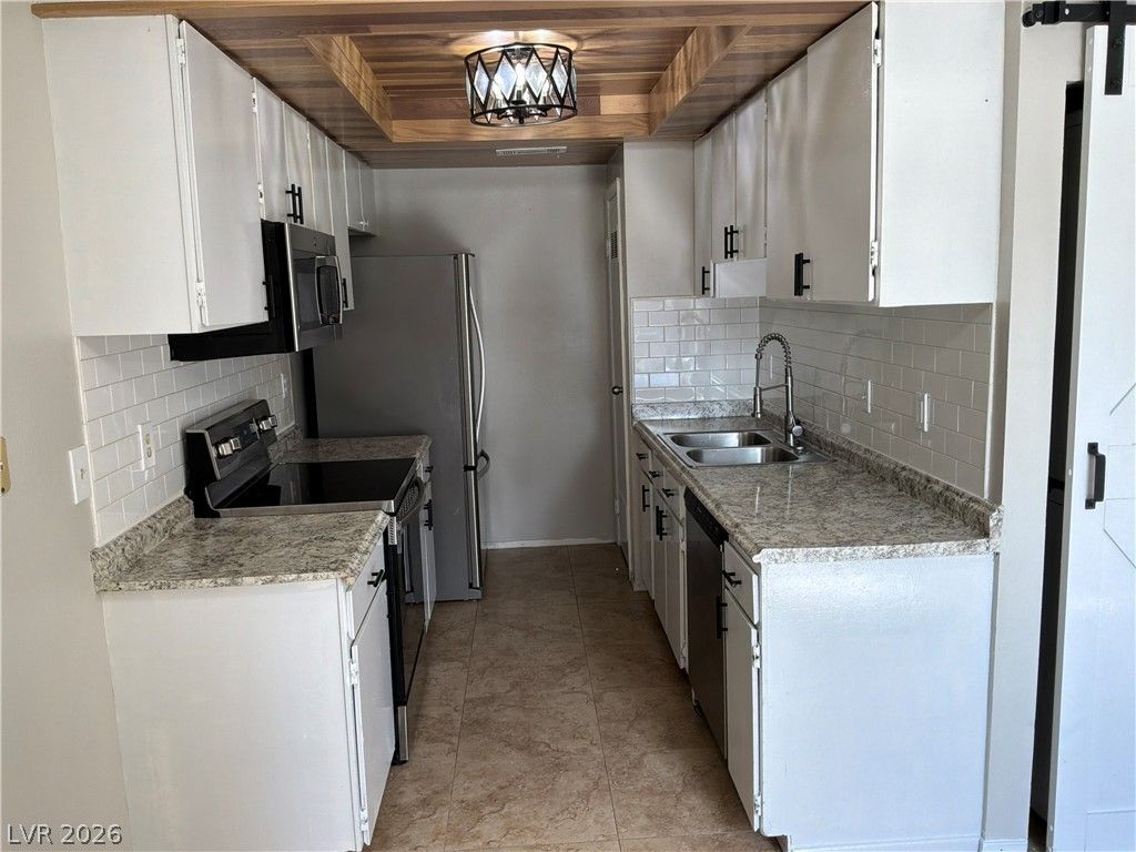 4195 Mississippi Avenue, Las Vegas, NV 89103 — photo 4