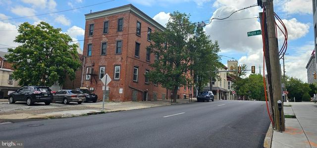 501 SWEDE ST, Norristown, PA 19401