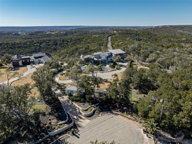 8209 Two Coves DR, Austin, TX 78730