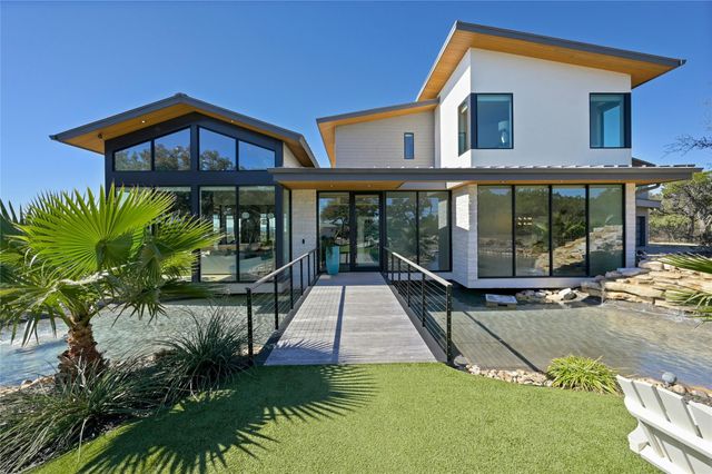 8209 Two Coves DR, Austin, TX 78730