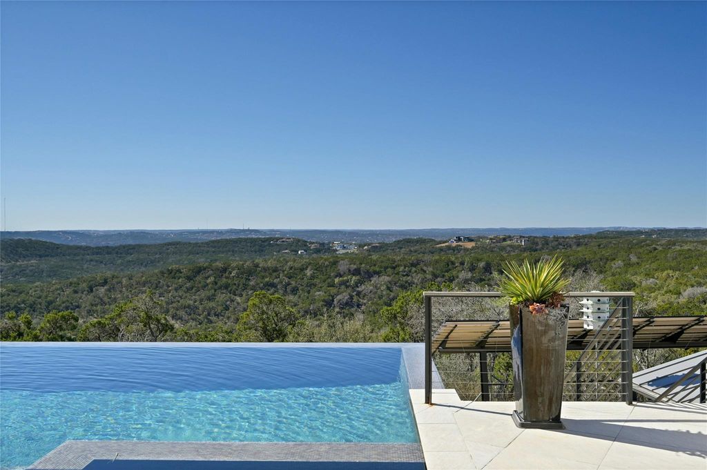 8209 Two Coves DR, Austin, TX 78730