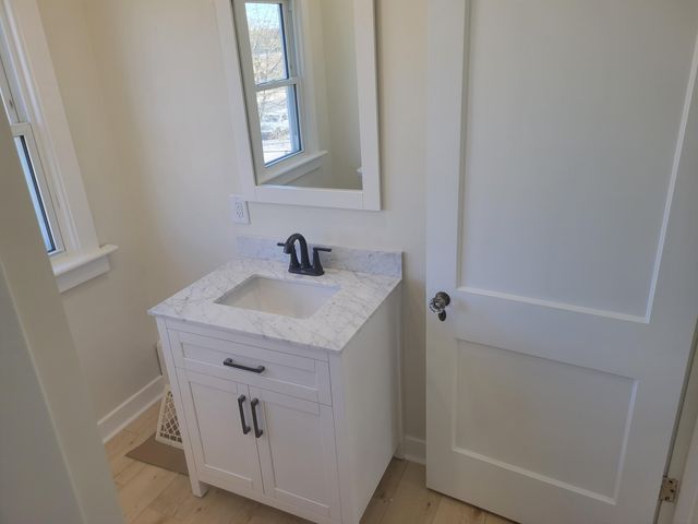 336 N Riverview, Kalamazoo, MI 49004