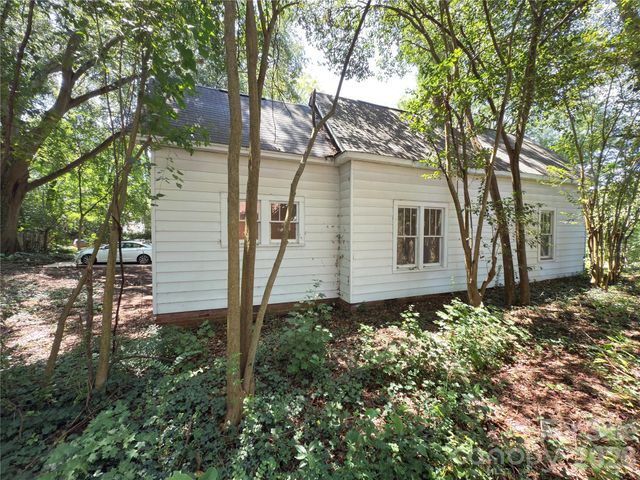 650 Harris Street NW, Concord, NC 28025
