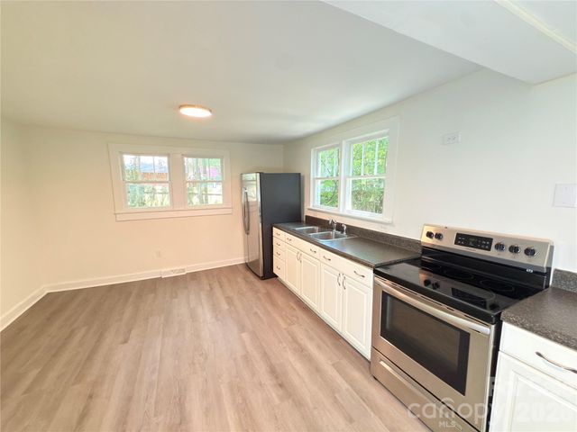 650 Harris Street NW, Concord, NC 28025