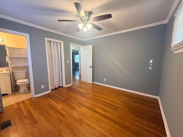 43 Lynngrove Drive, Rossville, GA 30741