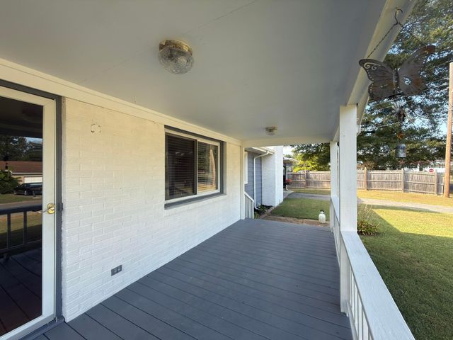 43 Lynngrove Drive, Rossville, GA 30741