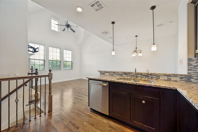 7919 Parkwood Boulevard, Plano, TX 75024