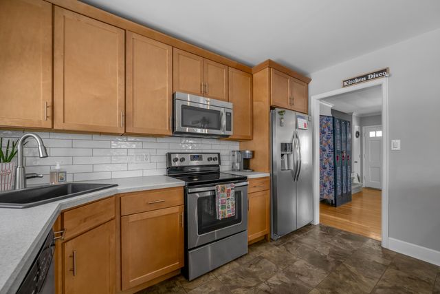 263 Burke Road, Lexington, KY 40511