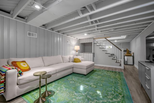 263 Burke Road, Lexington, KY 40511