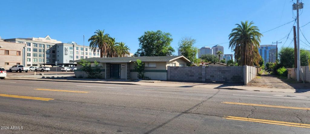 2721 N 7TH Avenue, Phoenix, AZ 85007 — exterior