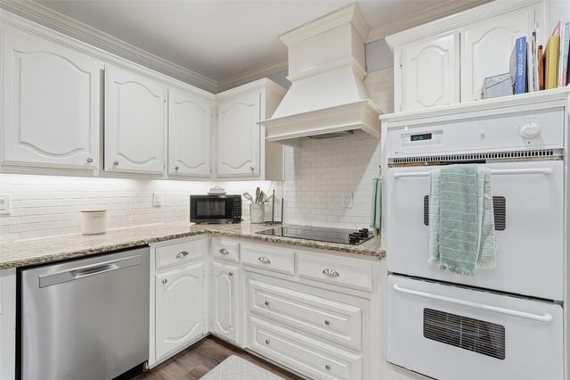 3317 Canterbury Drive, Plano, TX 75075