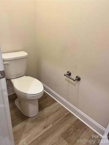 1111 Kalli Drive, Matthews, NC 28104