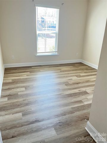 1111 Kalli Drive, Matthews, NC 28104