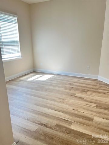 1111 Kalli Drive, Matthews, NC 28104