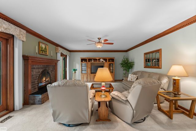 885 Medinah Drive, Rochester Hills, MI 48309