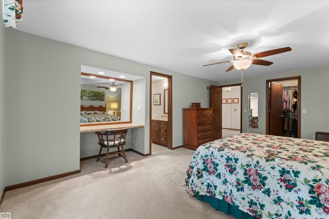 885 Medinah Drive, Rochester Hills, MI 48309