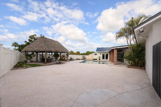 12901 SW 191st St ., Miami, FL 33177