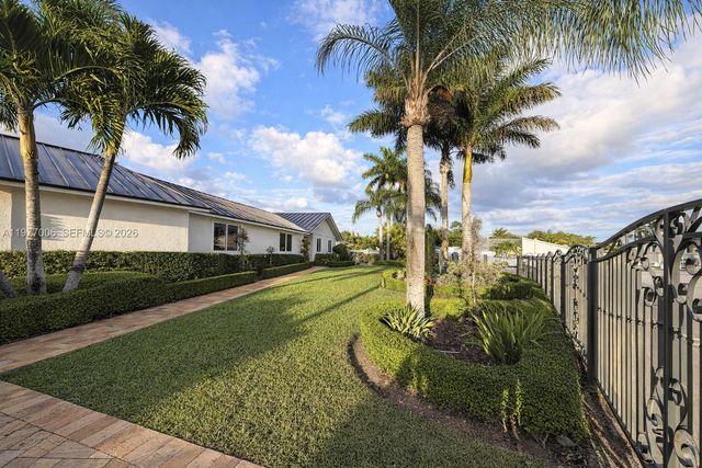 12901 SW 191st St ., Miami, FL 33177