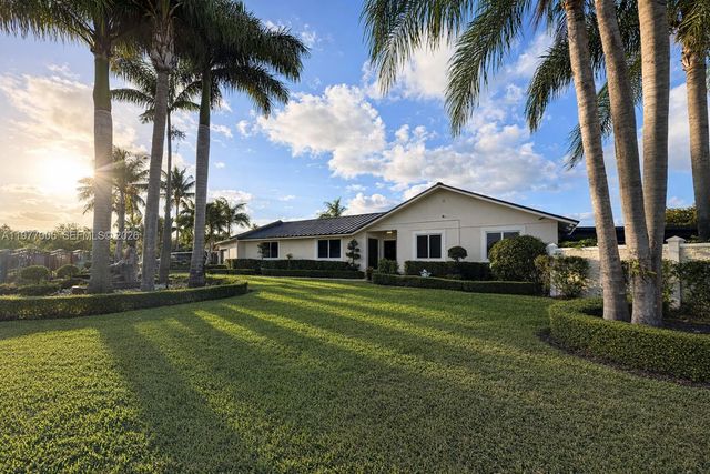 12901 SW 191st St ., Miami, FL 33177