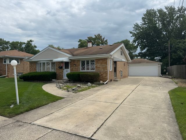 17329 Oconto Avenue, Tinley Park, IL 60477