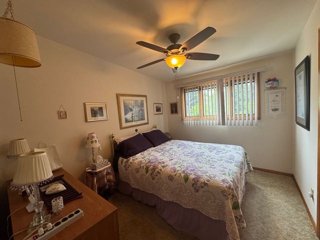 17329 Oconto Avenue, Tinley Park, IL 60477
