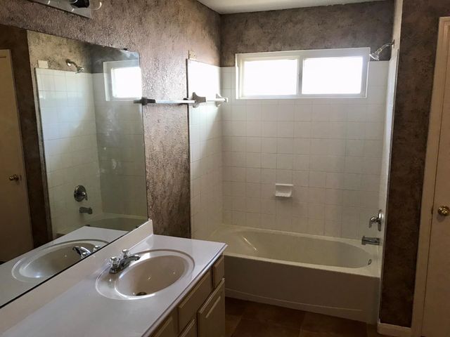 13003 Bramford Point Lane, Houston, TX 77070