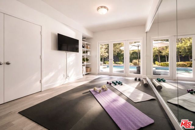 576 E Channel Road, Santa Monica, CA 90402