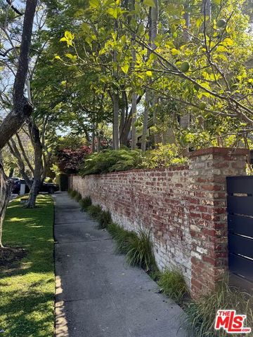 576 E Channel Road, Santa Monica, CA 90402