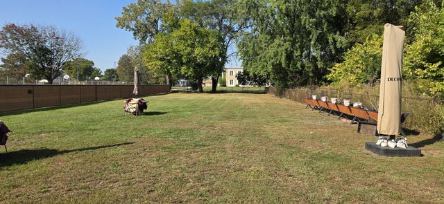 3904 W 137th Street, Crestwood, IL 60418