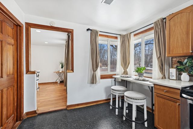 3904 W 137th Street, Crestwood, IL 60418