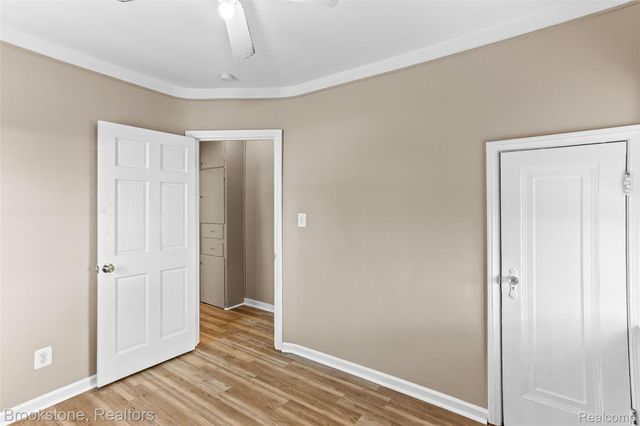 19595 Waldron Street, Roseville, MI 48066