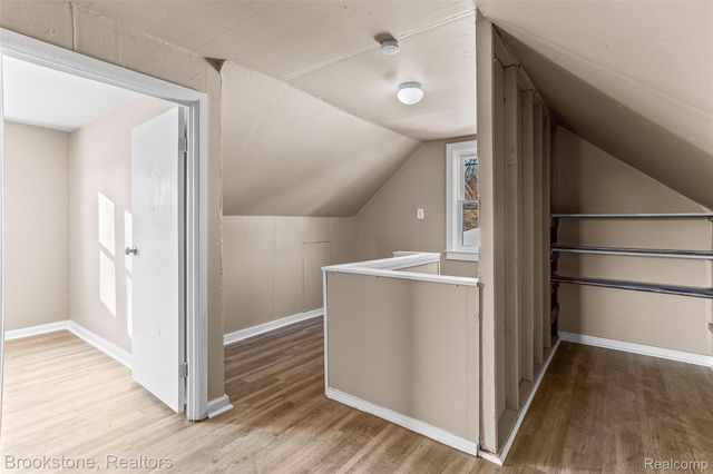 19595 Waldron Street, Roseville, MI 48066