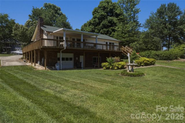 8226 Normandy Road, Denver, NC 28037