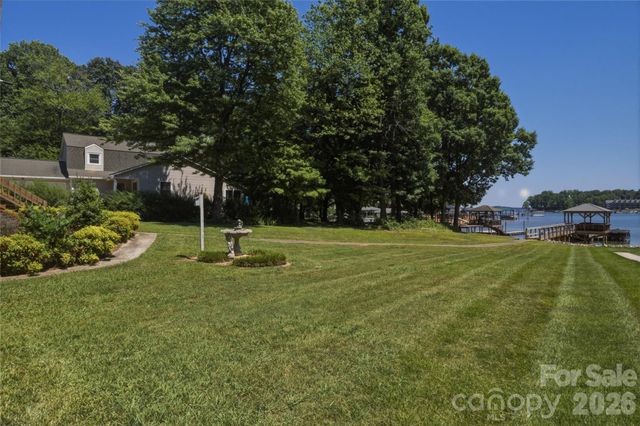 8226 Normandy Road, Denver, NC 28037