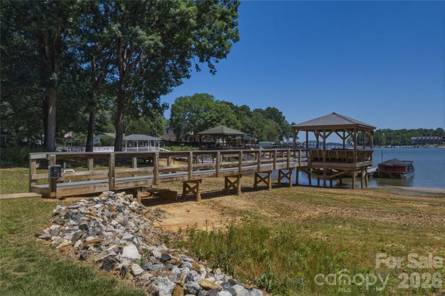 8226 Normandy Road, Denver, NC 28037