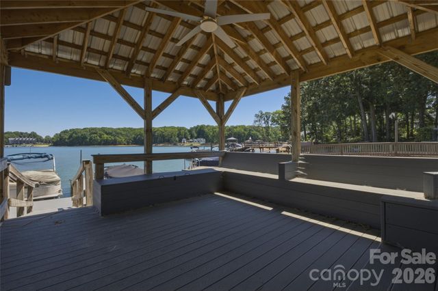 8226 Normandy Road, Denver, NC 28037