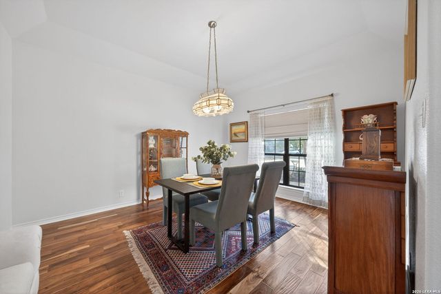 125 County Road 4720, Castroville, TX 78009