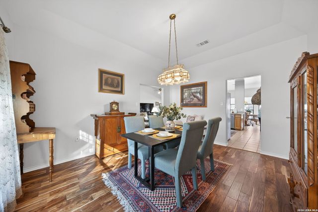 125 County Road 4720, Castroville, TX 78009