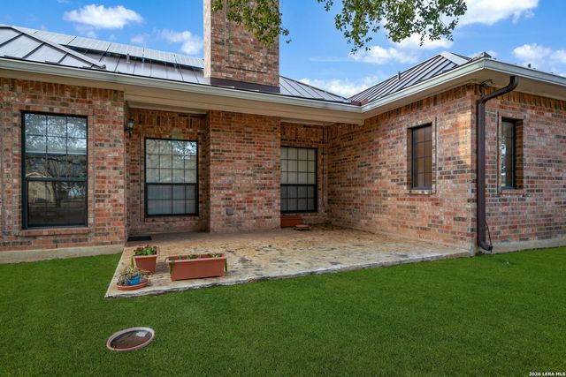 125 County Road 4720, Castroville, TX 78009