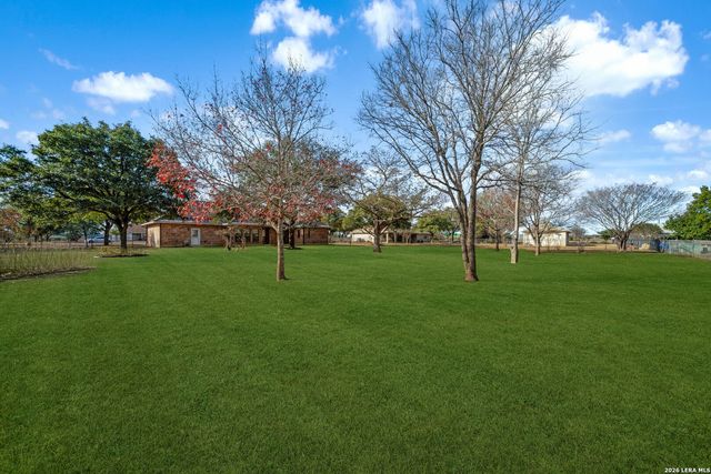125 County Road 4720, Castroville, TX 78009
