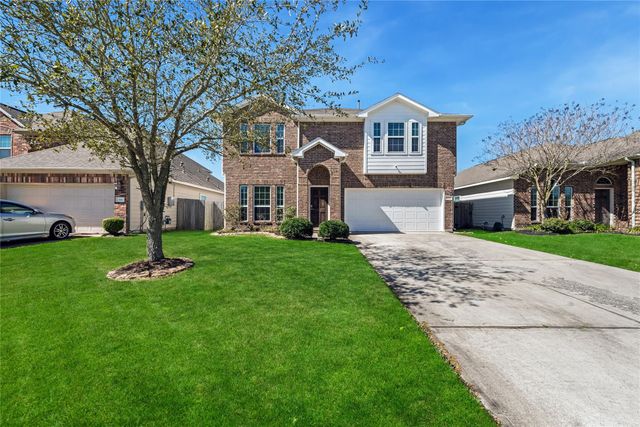 512 Forest Village Circle, La Marque, TX 77568
