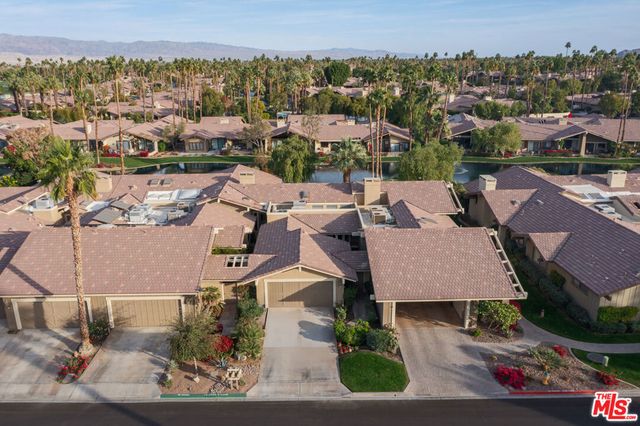 106 Tanglewood Trail, Palm Desert, CA 92211