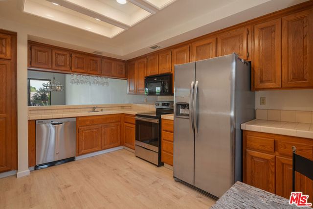 106 Tanglewood Trail, Palm Desert, CA 92211