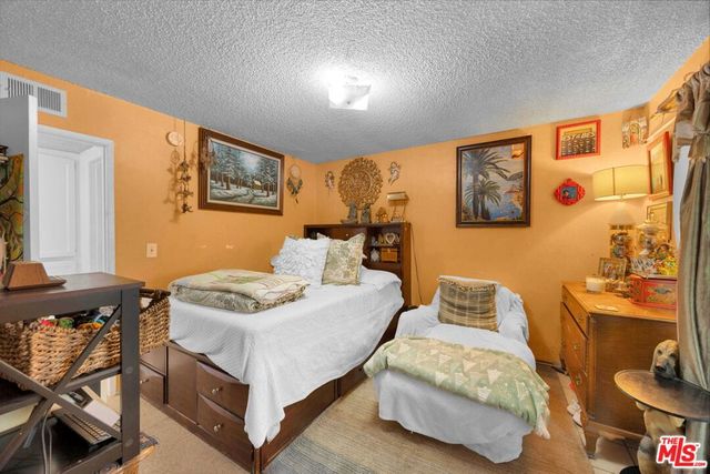 1019 American Place, Costa Mesa, CA 92627