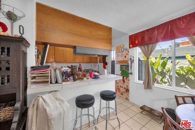 1019 American Place, Costa Mesa, CA 92627